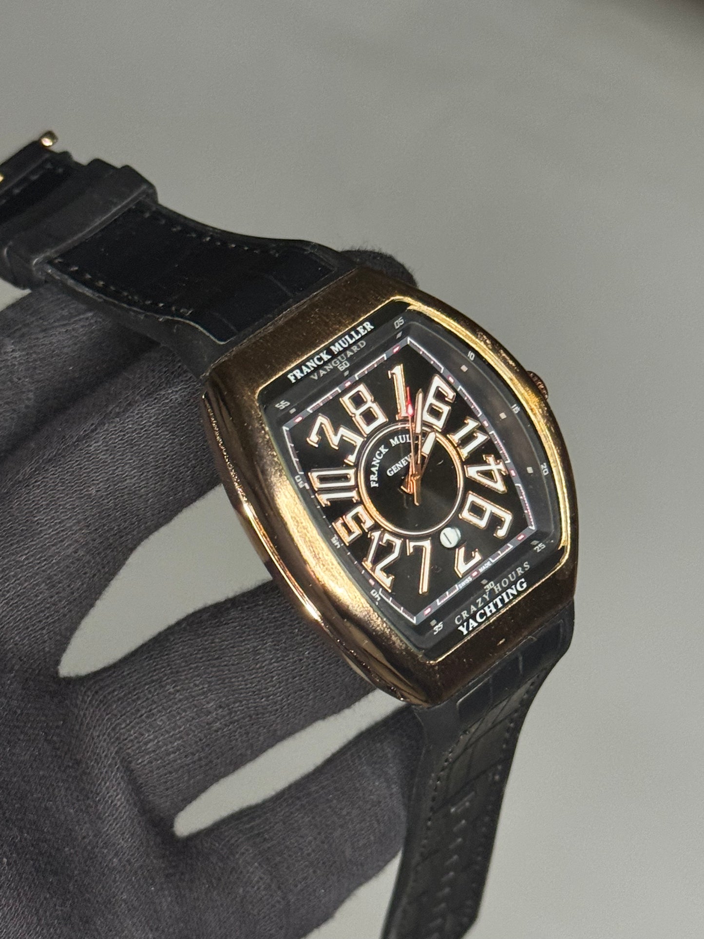 FM DATE WATCH